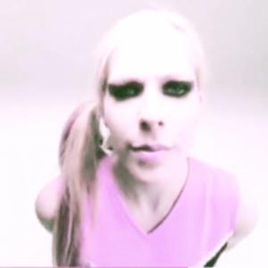 Picture for song 'thebestdamnthingavrilfeattheretsej' by artist 'Eminem 2'