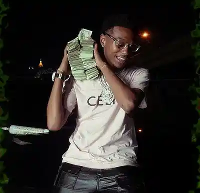 Picture for song 'Fbl Manny X RW 5ive Type beat vetements' by artist 'ClutchWentDumb'