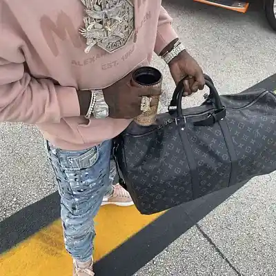 Picture for song 'Rio Da Yung OG x Babyfxce E Type Beat - LV Bag' by artist '8xbeatz'