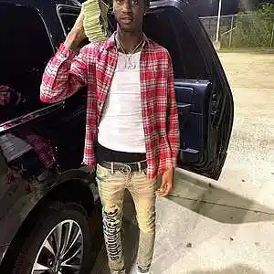 Picture for song 'ninja (yung mal x pyrex whippa type beat)' by artist 'cashnitro'