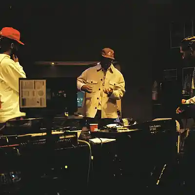 Picture for song 'TALKING TO NO ONE' by artist 'Kimos Music'