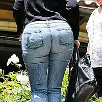 Picture for song 'Fits Just Right-(NEW) OE' by artist 'OEBangerz'