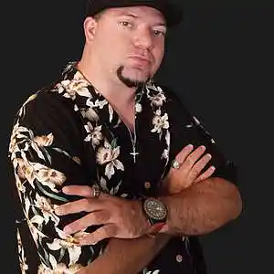 Picture for song 'Highway Shore' by artist 'Tizzy Ritzzle'