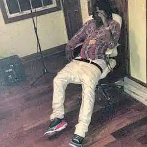 Picture for song 'Road To Success / Futuristic HIT' by artist 'Track Professionals'