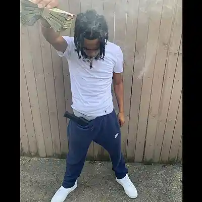 Picture for song '"Money & Glock" - BUY 2 GET 1 FREE' by artist 'prodleavz'