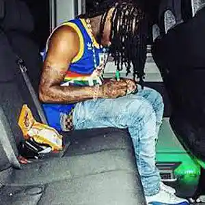 Picture for song 'mommas boy / Futuristic Type' by artist 'Track Professionals'