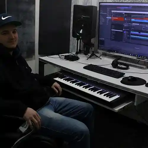 Artist picture