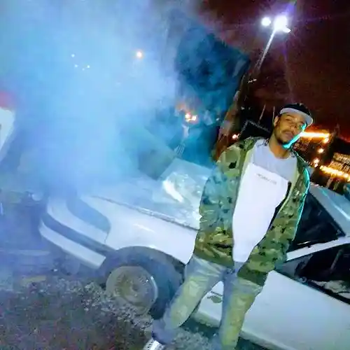 Picture for song 'KEYS featuring Jewels' by artist 'YUNG CHYNA'