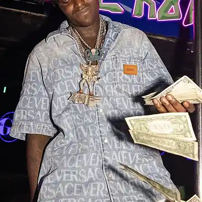 Picture for song 'Diors On My Feett' by artist '8(AHUNNA ON THE BEAT8('