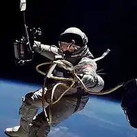 Picture for song 'Nasa (prod. by Blunt Trauma)' by artist 'Blunt Trauma'