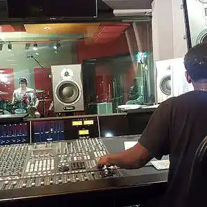 Picture for song 'Harder Than Before' by artist 'DeNiro ONeal'