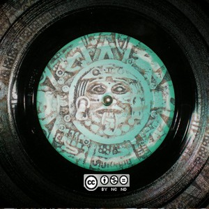 Picture for song 'universal lingo' by artist 'MAINIAKIST'