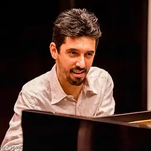 Artist picture
