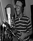 Picture for song 'EAZY - MONEY KEEP GROWING FT ANNIE FRESH' by artist 'EAZYY'