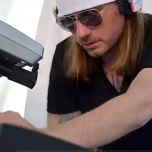 Picture for song 'Atomic Tangerine' by artist 'John D. Sounds'