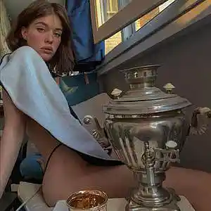 Picture for song 'Low (w/Alek)' by artist 'Mirrorfamily'