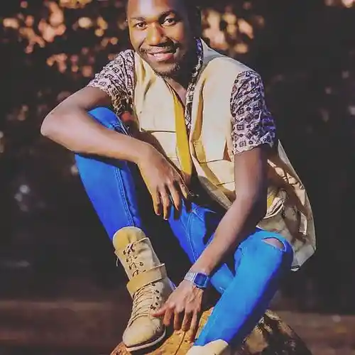 Picture for song 'Phrase king Double ft Muzo aka Alphonso - Love-Lat' by artist 'Phrase King double'