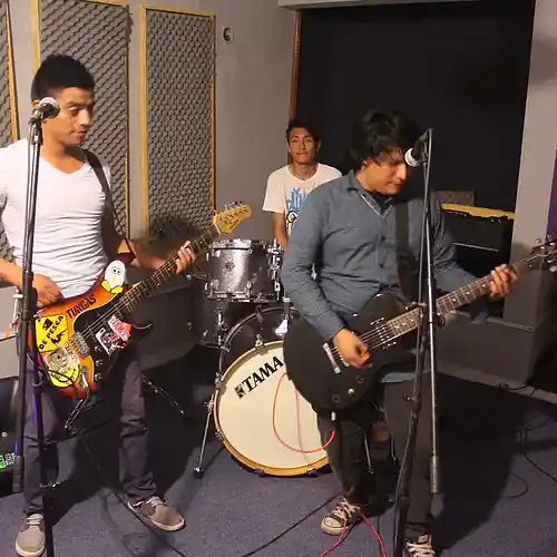 Picture for song 'Dumb And Dumber' by artist 'Dumb N Dumber'