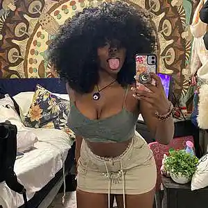 Picture for song '223s (BUY TWO GET TWO FREE)' by artist '3kReese'