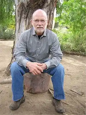 Picture for song 'Don't Let Me Come Home a Stranger.mp3' by artist 'Tom Volhein'