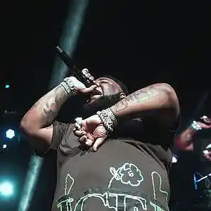 Picture for song '"Blurred Vision" ( BUY 1 GET 4 FREE )' by artist 'davmusic'