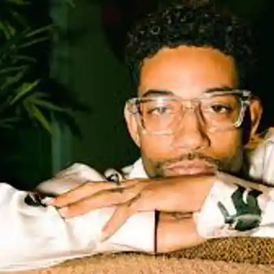 Picture for song 'Defaultawqs55' by artist 'allagory'