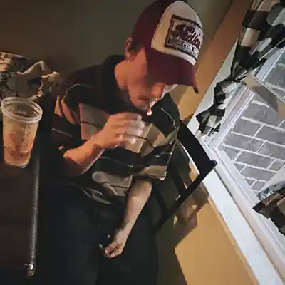 Picture for song '[FREE FOR PROFIT] COMEHELPGLO TYPE BEAT "WHEREAMI"' by artist 'Skyxer'