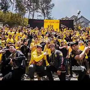 Picture for song 'nirvana one x heavens sydicate mel gibson' by artist 'mcmakktenicetxtheprince'