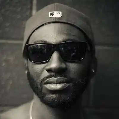 Song picture of 'We Trust (MB + RohXO)'