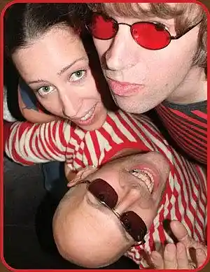 Picture for song 'Ring' by artist 'Kelly's Heels'