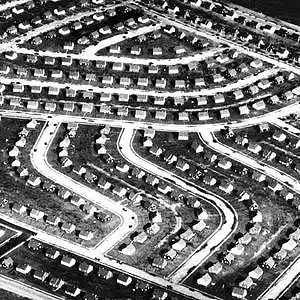 Picture for song 'SuburbiaSons' by artist 'Fran Herraiz'