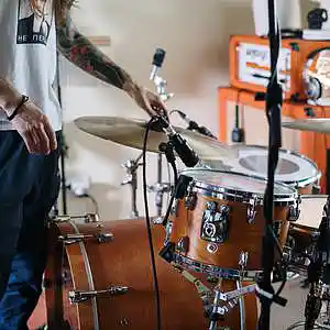 Picture for song 'Serious Free Download' by artist 'JarydAudio'