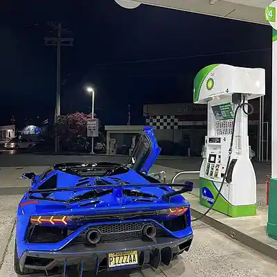 Picture for song 'Future type beat - pick up the phone' by artist '21 diamy'
