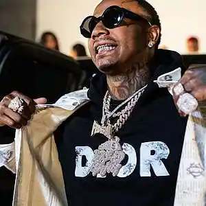 Picture for song 'Chainsaw' by artist 'Prod. 8lueredd'