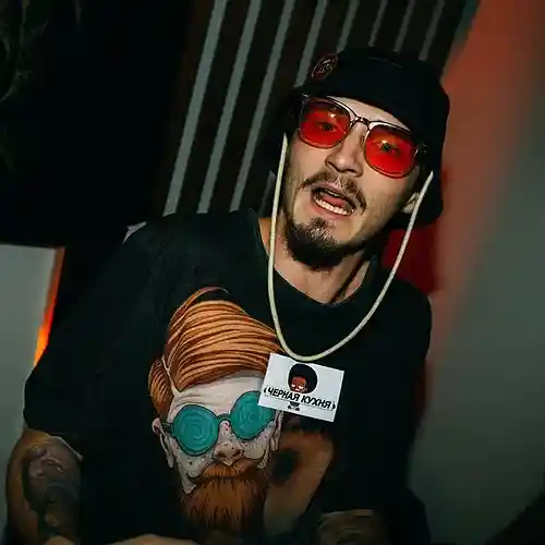 Artist picture