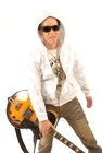 Picture for song 'Hay BESOS' by artist 'Mamajuana'