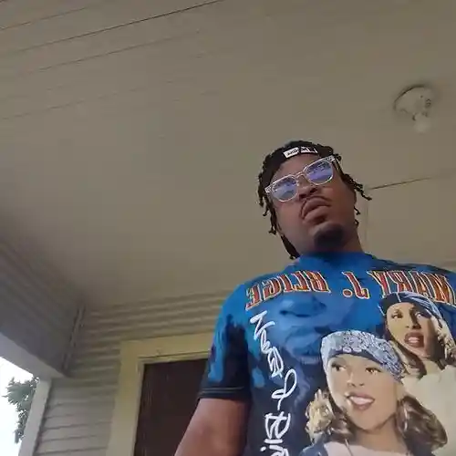 Picture for song 'LANDR-JGxKillaDell-GetMeSome1 (1) 174351' by artist 'J.G42'