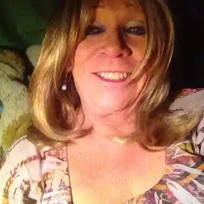 Picture for song 'Cheerleader 898' by artist 'Johanna Renfro'