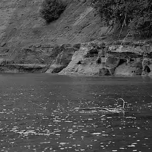 Picture for song 'gone but not forgotten' by artist 'retracT'