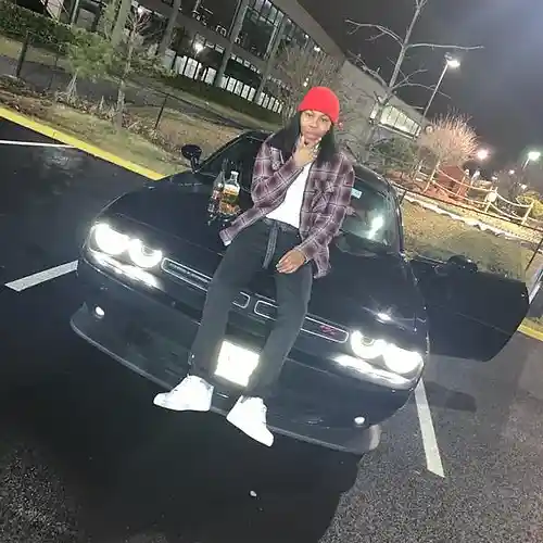 Picture for song 'Behind my back' by artist 'Jaymanatti'