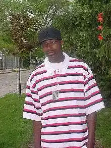Picture for song '2 Step' by artist 'Ya Boy LR'