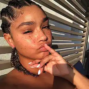 Picture for song 'Summer Walker Type Beat - You Different' by artist 'DotMaestro'
