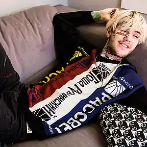 Picture for song '21 - Lil Peep Type Beat - HARD LIGHT JXXLSBEATS' by artist 'hard light'