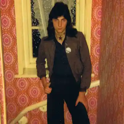 Picture for song 'longGone_master' by artist 'Molly's dream'