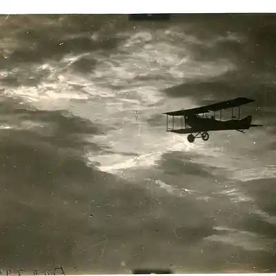 Picture for song 'Fliegenbahn (wannabe Mashup)' by artist 'Zen Skin Sound Lab'