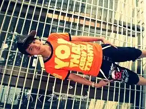 Picture for song 'Nguoi La Noi Cuoi Con Duong' by artist 'KenyZaky'