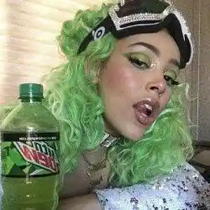 Picture for song 'get it - doja cat x yeat x mulatto 2021' by artist 'qabriela'