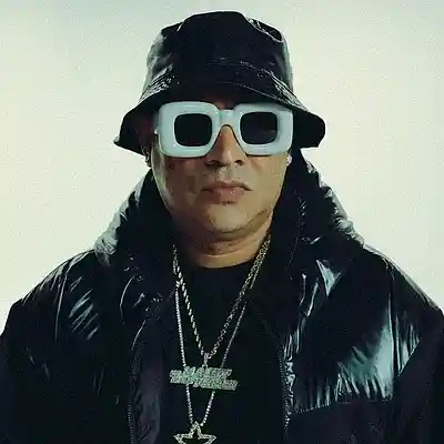 Picture for song 'beat de reggaeton perreo estilo maldy' by artist 'MR JHONS'