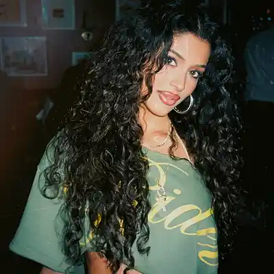 Picture for song '"BEATRIZ" LATIN x TIMBALAND x 50 CENT x 2000s' by artist 'donks'