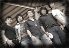Picture for song 'Tak Pantas Untukmu' by artist 'Extra Band'